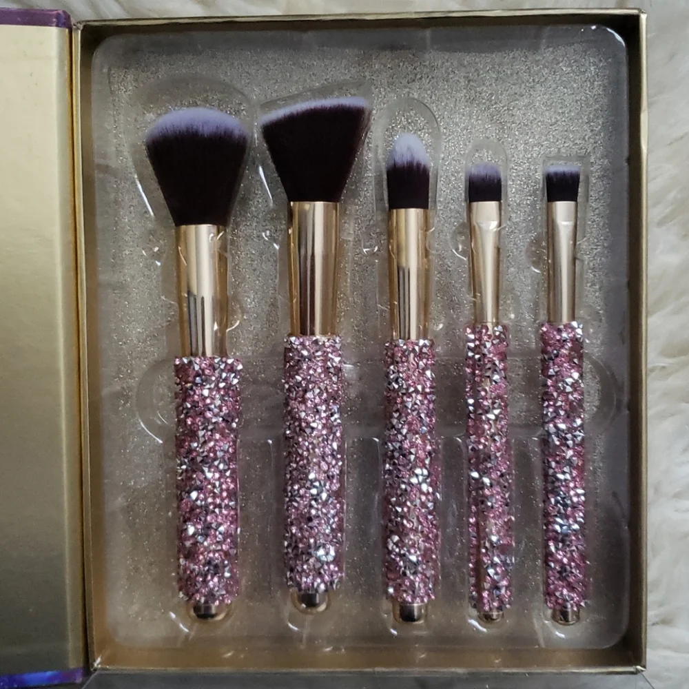 Nicole Miller NY Glam Brush Collection NWT